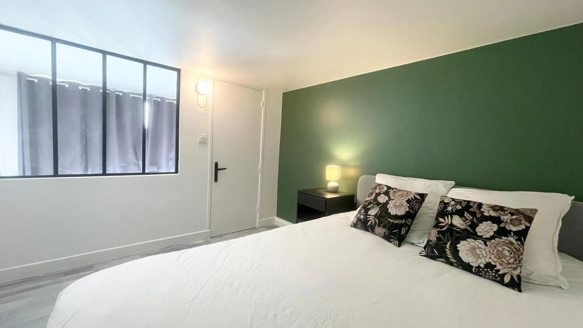 Homely & Charming Parisian Duplex - Near Marais Apartment Paris